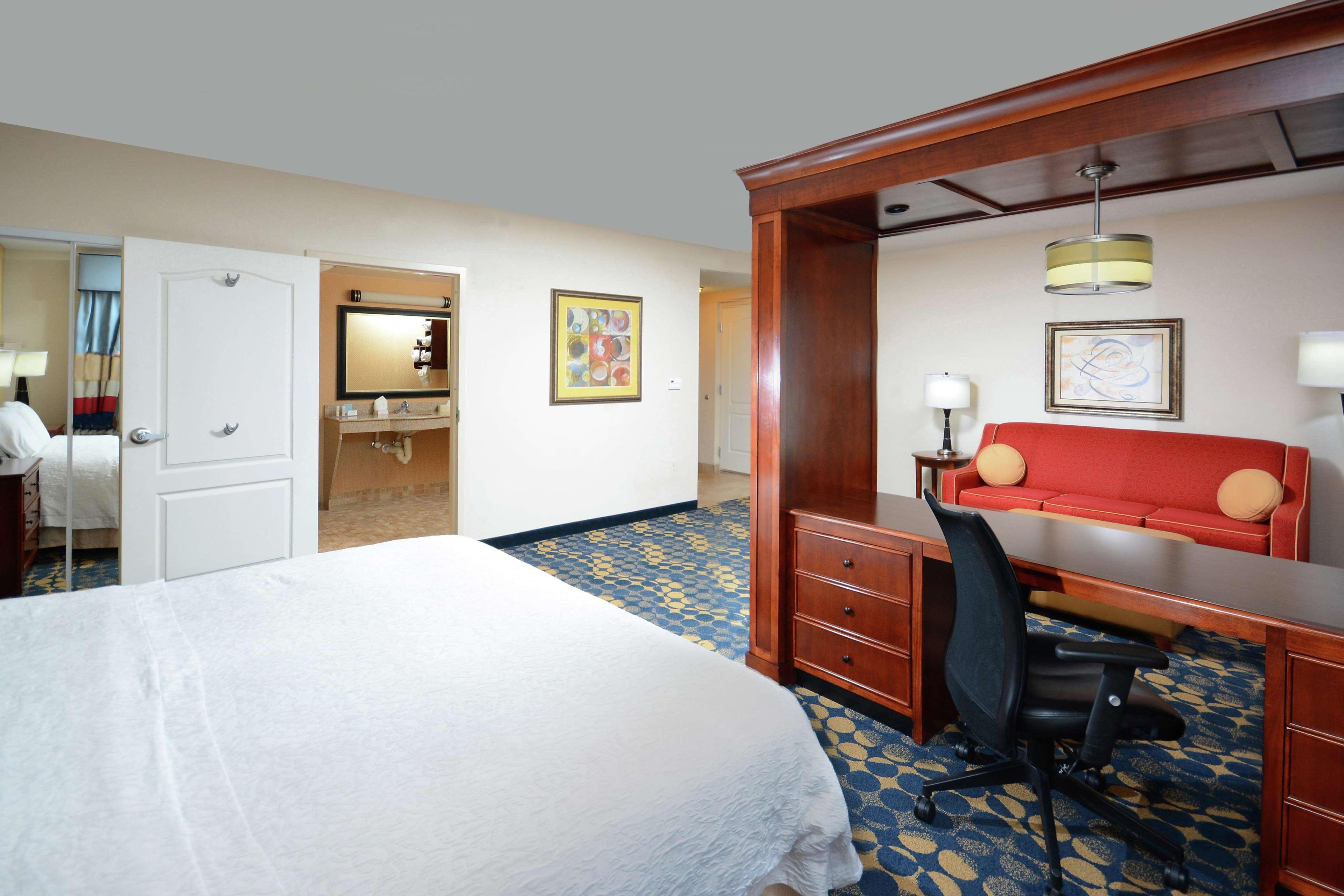 Hampton Inn & Suites Huntersville Εξωτερικό φωτογραφία