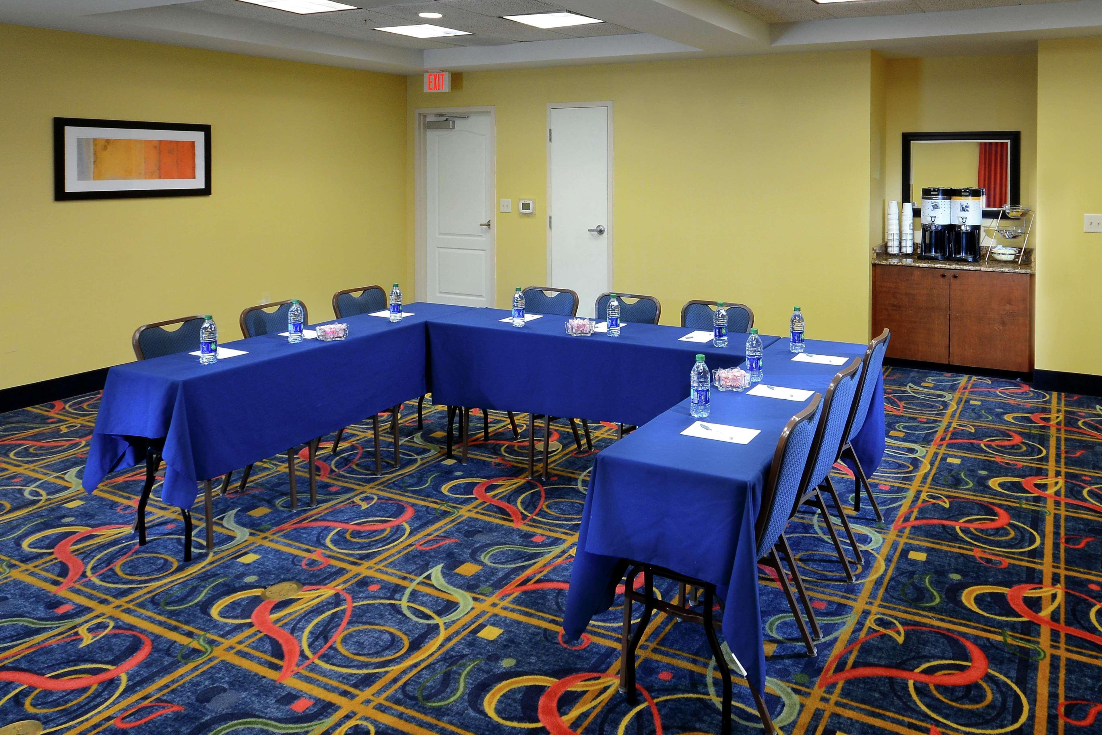 Hampton Inn & Suites Huntersville Εξωτερικό φωτογραφία