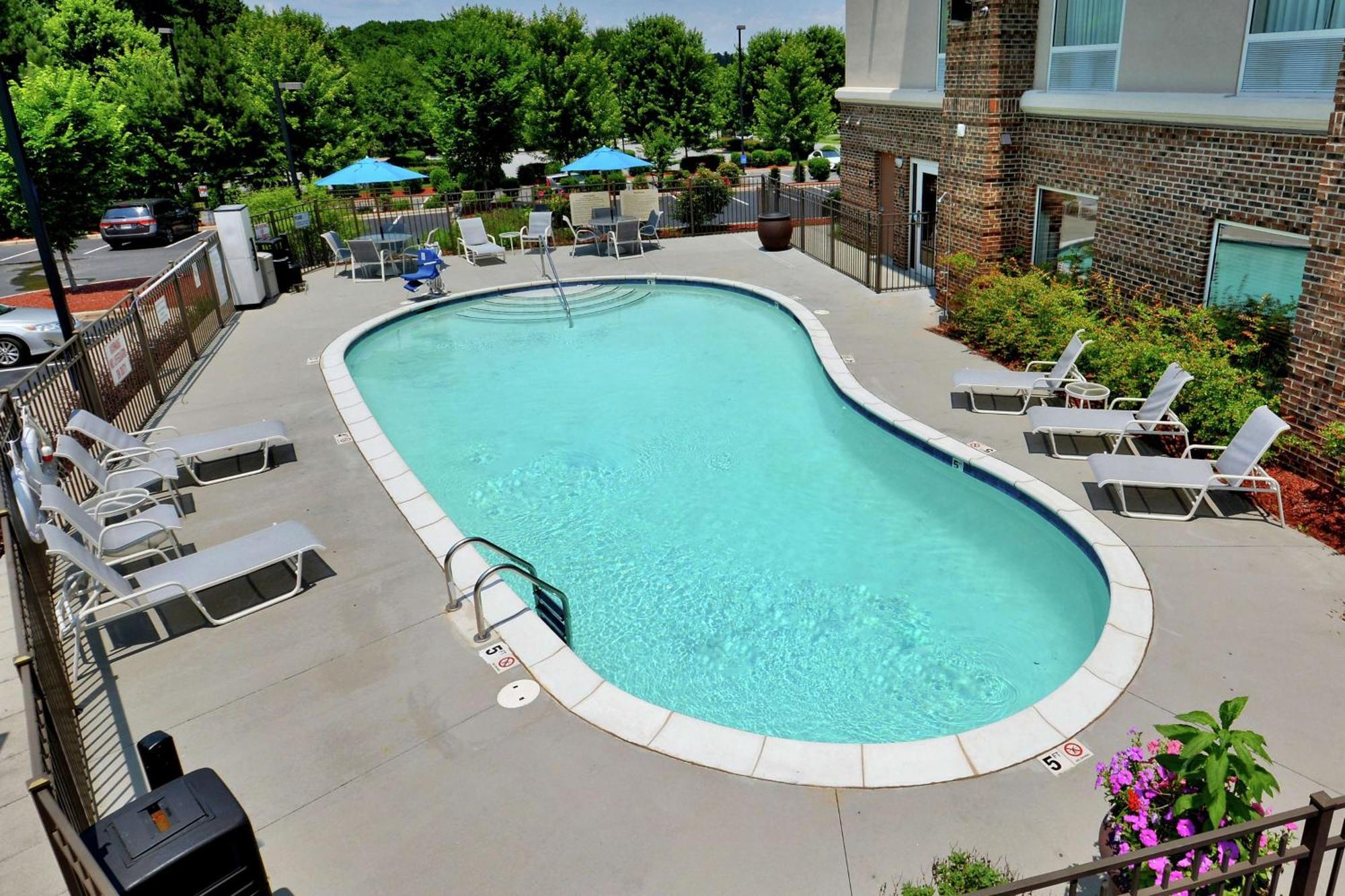 Hampton Inn & Suites Huntersville Εξωτερικό φωτογραφία