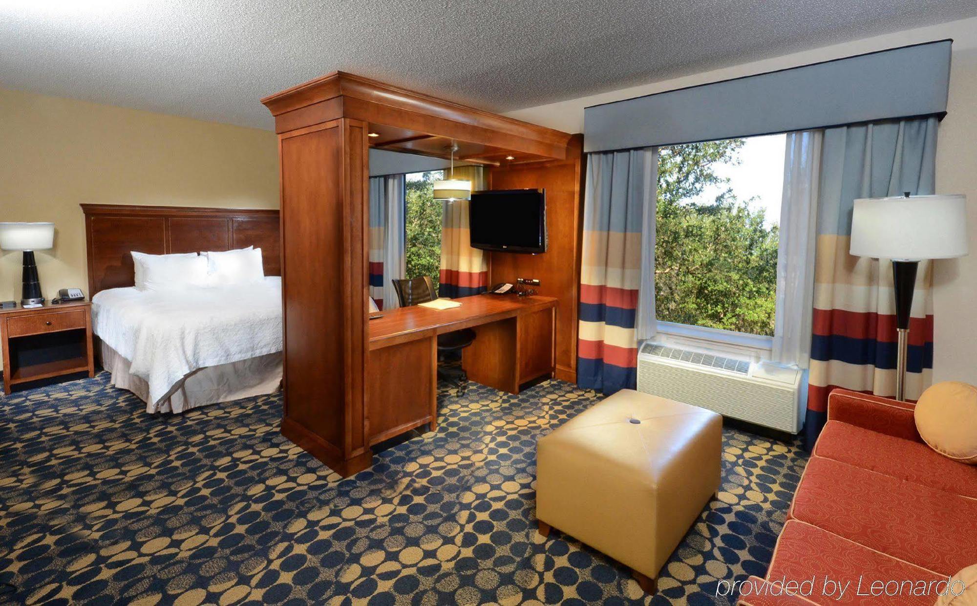 Hampton Inn & Suites Huntersville Εξωτερικό φωτογραφία
