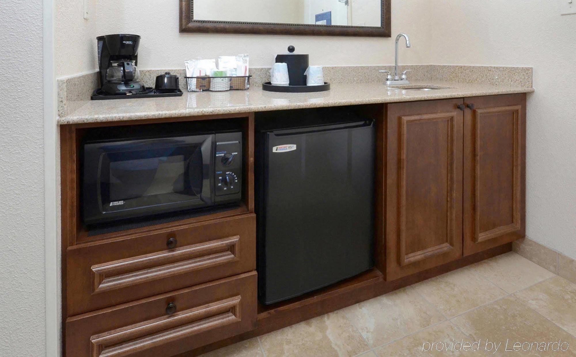 Hampton Inn & Suites Huntersville Εξωτερικό φωτογραφία